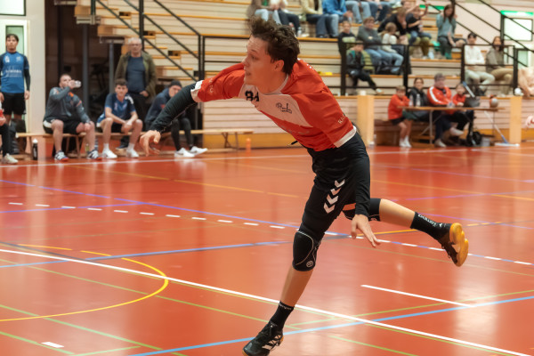 DY4A1095 Verbessert RR