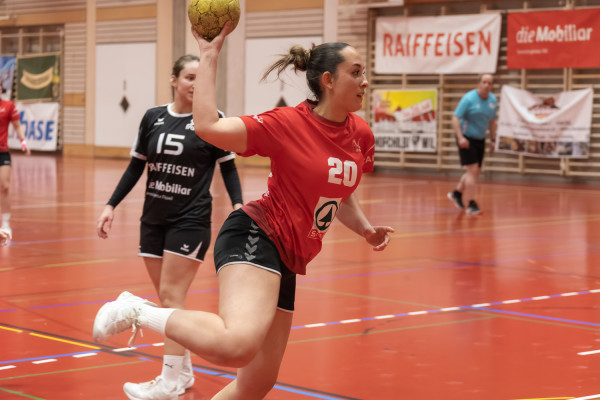 DY4A1325 Verbessert RR