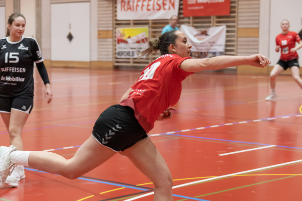 DY4A1327 Verbessert RR