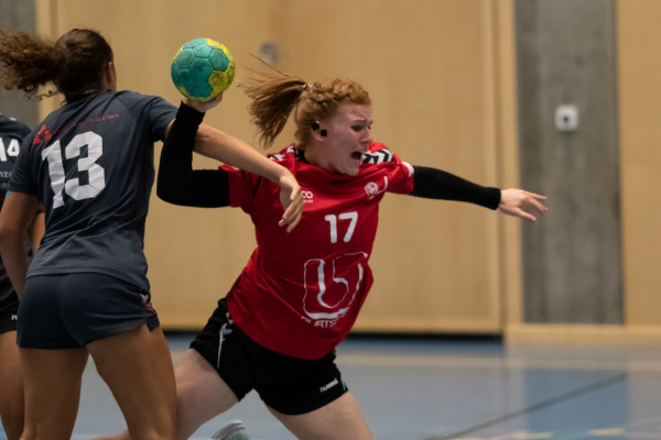 KTW Frauen   180 von 135 