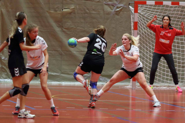 Frauen 1 I 214